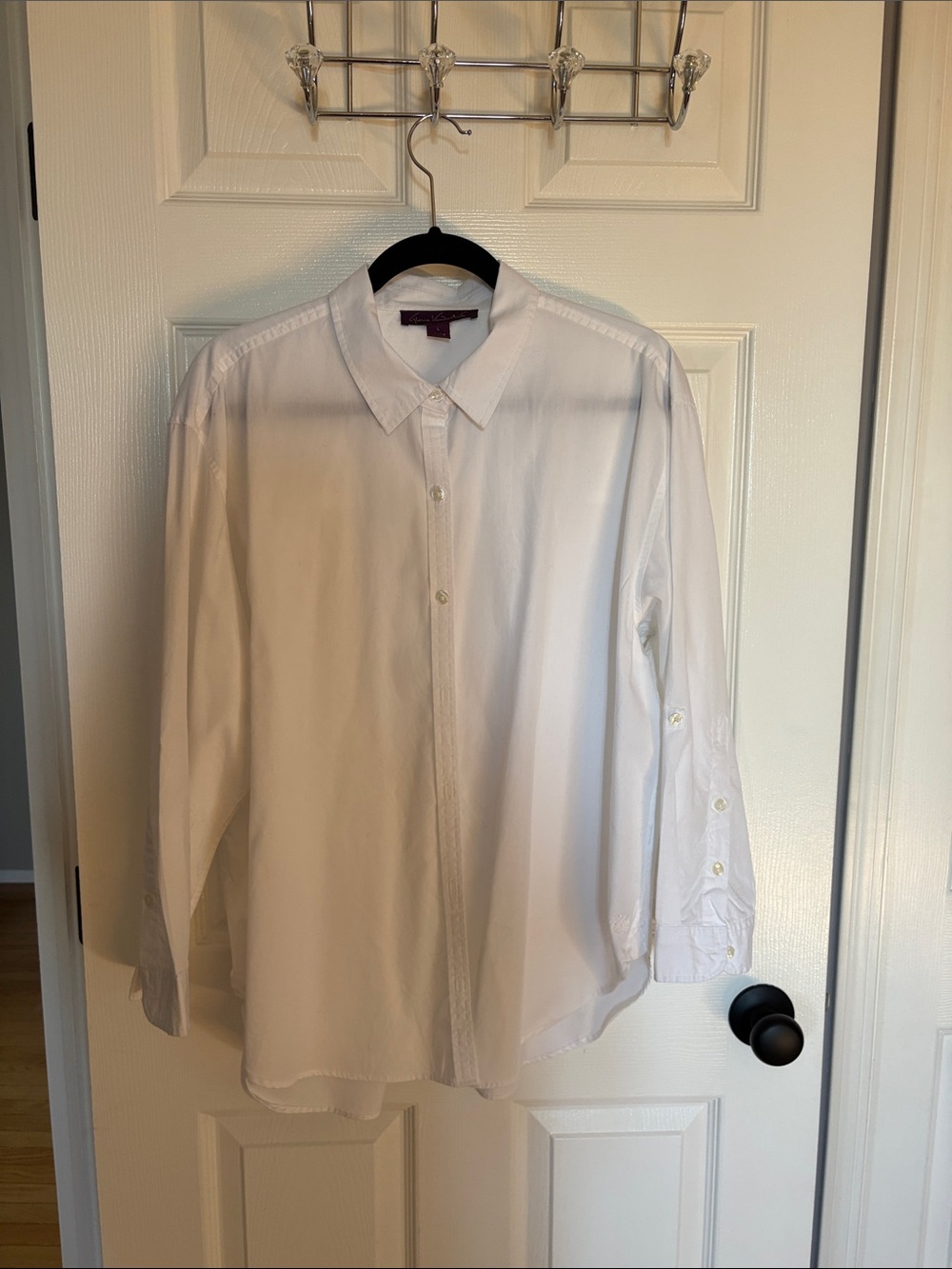 Gloria Vanderbilt White Button Down Shirt